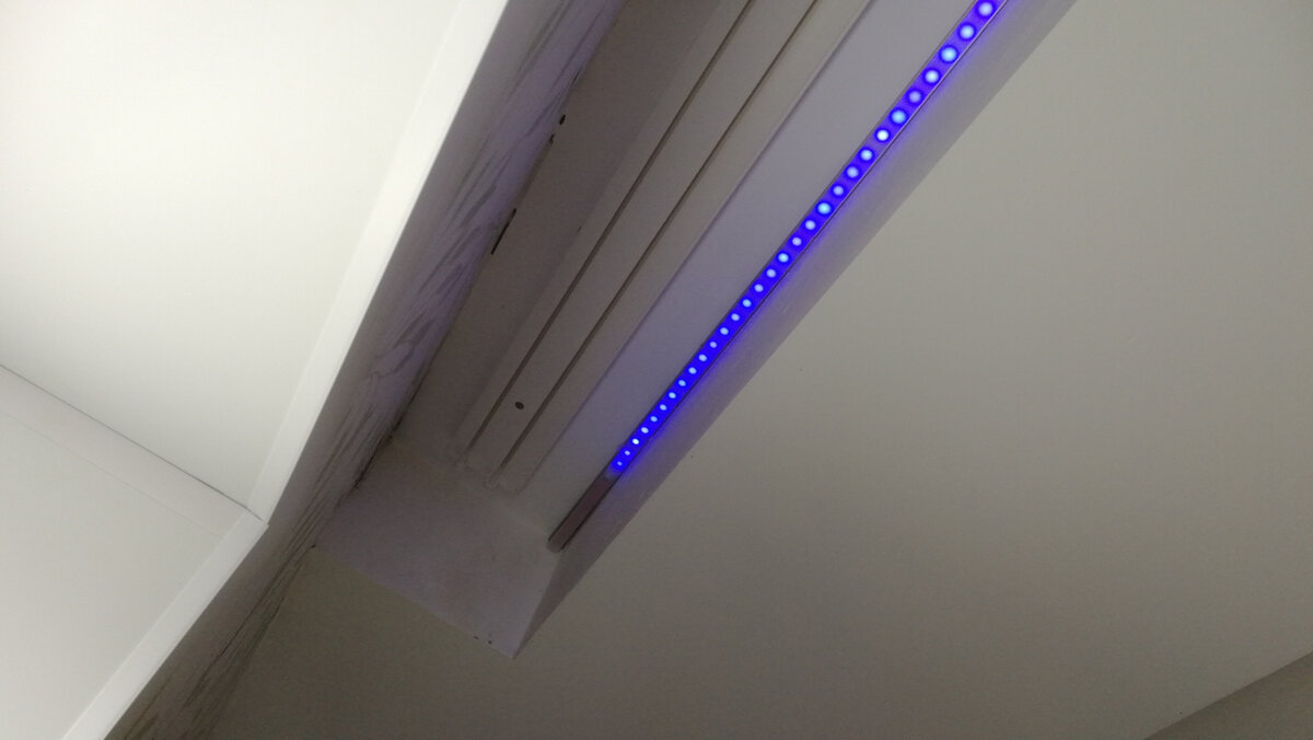 Подсветка штор светодиодной лентой - обзор вариантов и монтаж своими руками