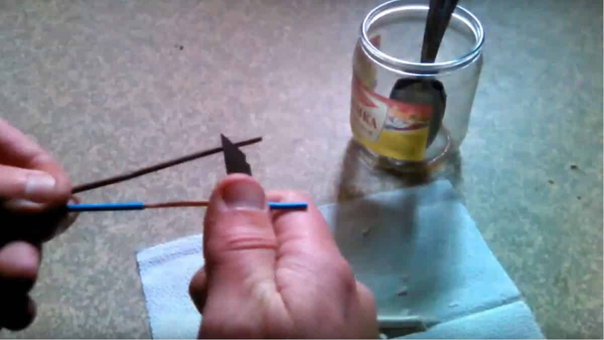 Как сделать кипятильник из бритвенных лезвий: материалы для работы, пошаговая инструкция, правила использования устройства