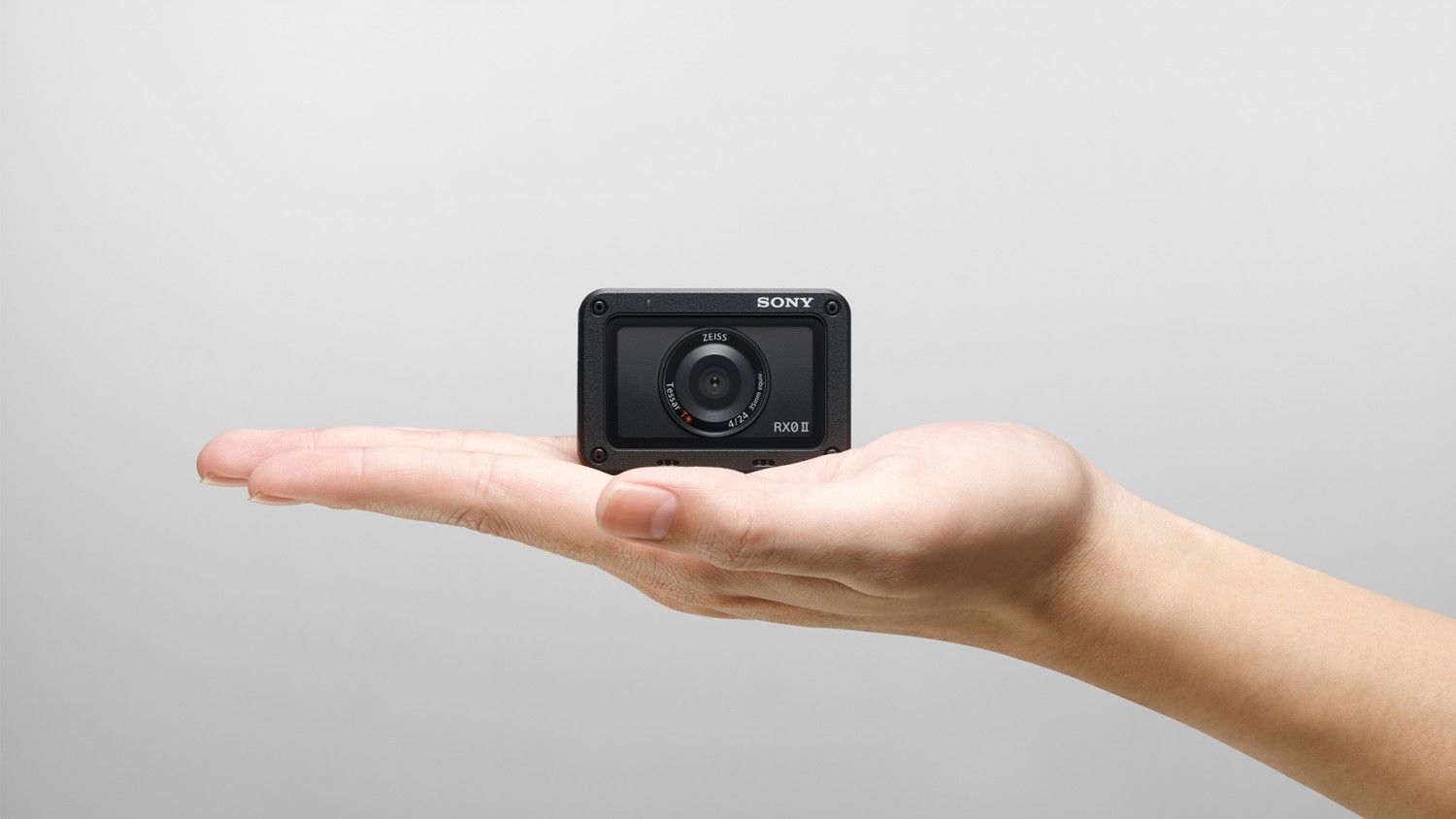 Самые маленькие камеры в мире: топ-10