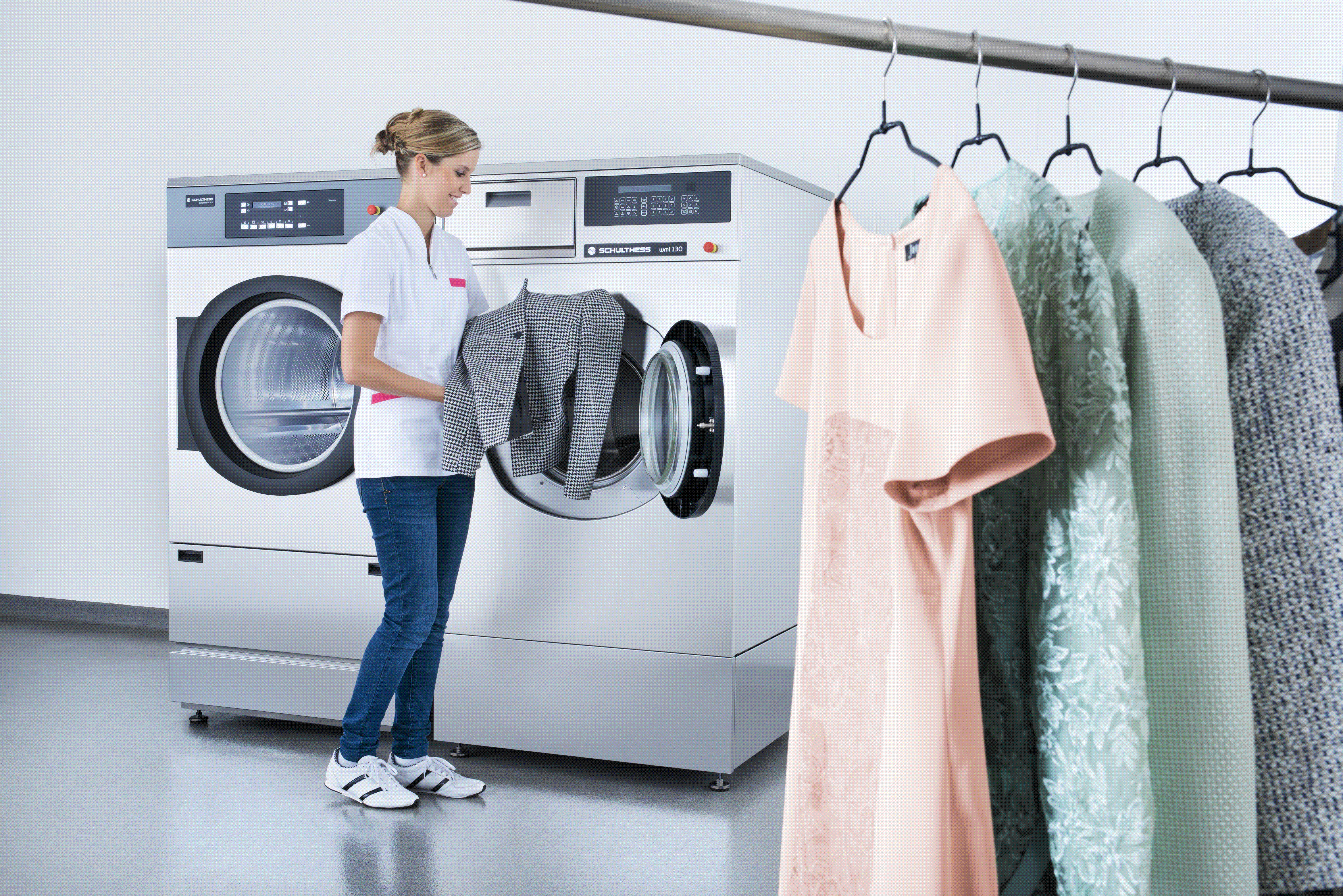 Химчистка одежды до и после