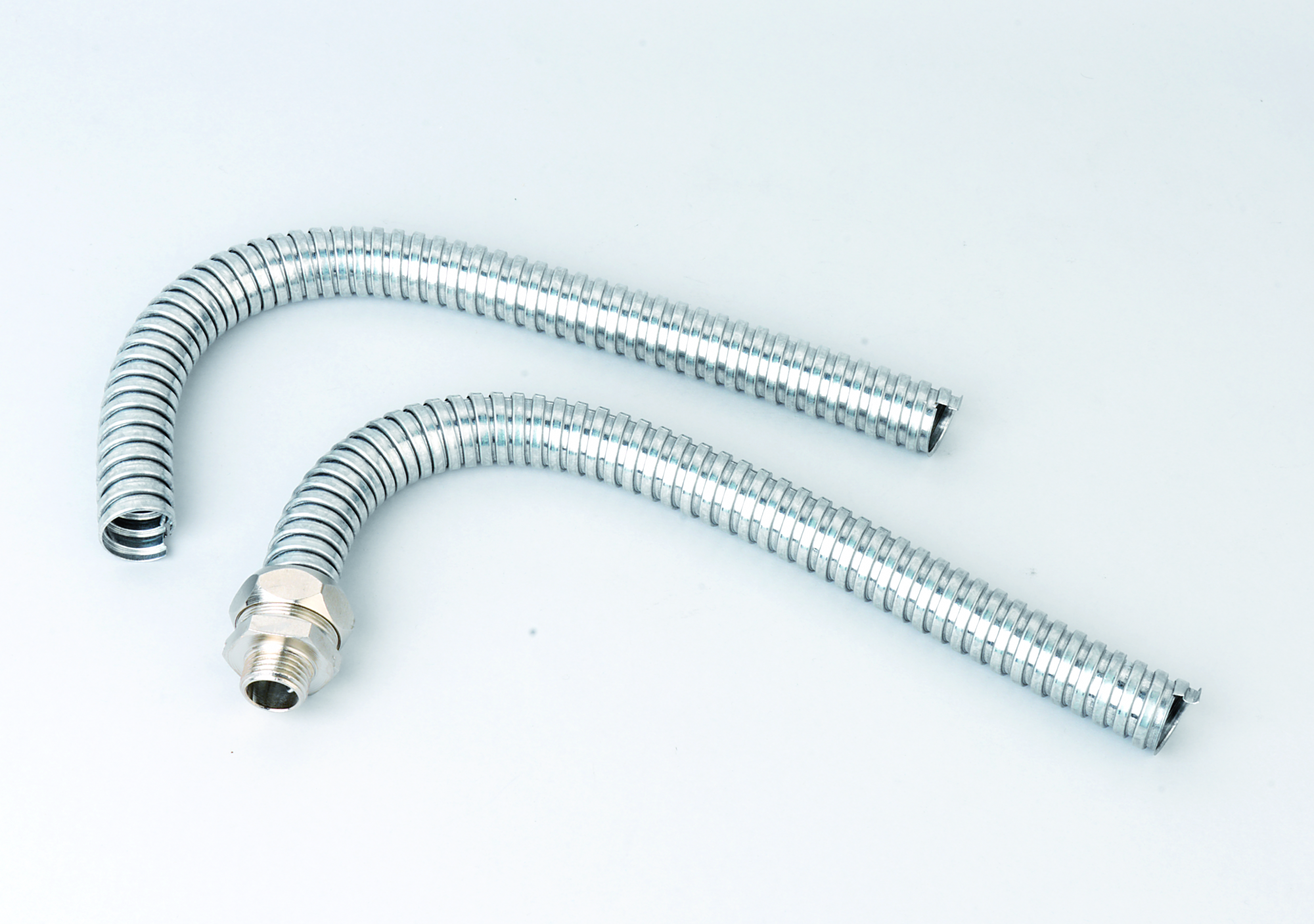 Металлорукав: сфера применения и разновидности гибкой металлической трубы для кабеля