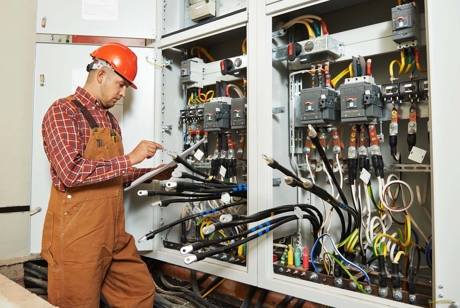 Ремонт электрического оборудования важная функция Правильная организация поможет обеспечить работоспособность и продлить срок службы