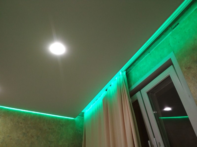 Делаем оригинальное решение для подсветки штор с помощью светодиодной ленты