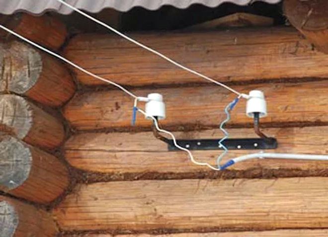 Как протянуть кабель по воздуху на даче?