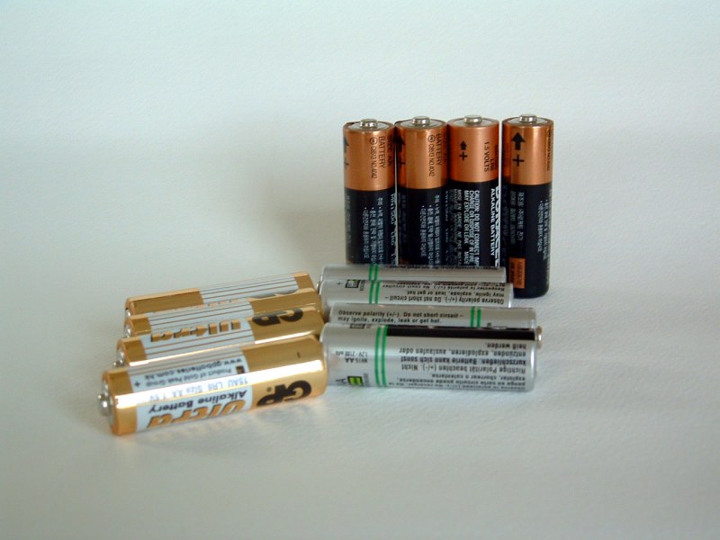 Как отличить аккумуляторные батарейки от обычных: главные особенности, отличительные признаки