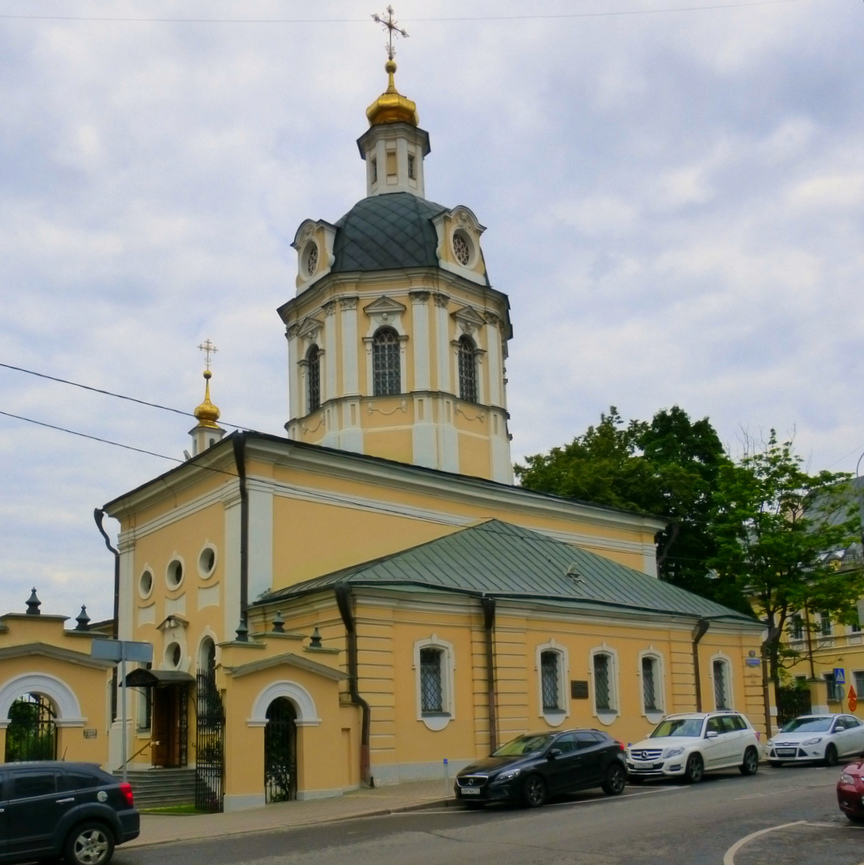 Московский никольский храм в звонарях